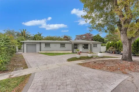 18600 NE 7th Court North Miami Beach FL 33179