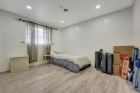 18600 NE 7th Court North Miami Beach FL 33179
