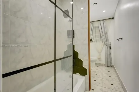 18600 NE 7th Court North Miami Beach FL 33179