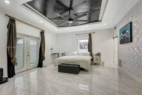 18600 NE 7th Court North Miami Beach FL 33179