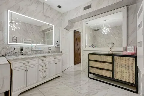 18600 NE 7th Court North Miami Beach FL 33179
