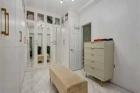 18600 NE 7th Court North Miami Beach FL 33179