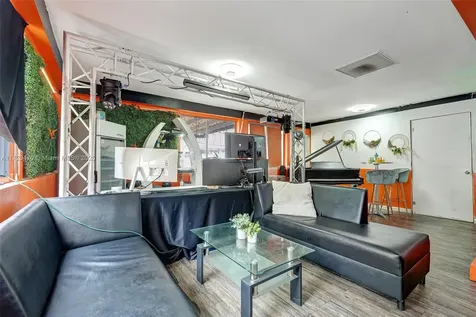 18600 NE 7th Court North Miami Beach FL 33179