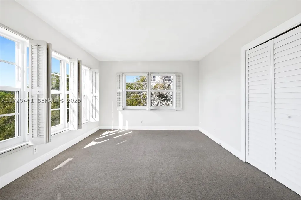 3050 N Palm Aire Drive Pompano Beach FL 33069