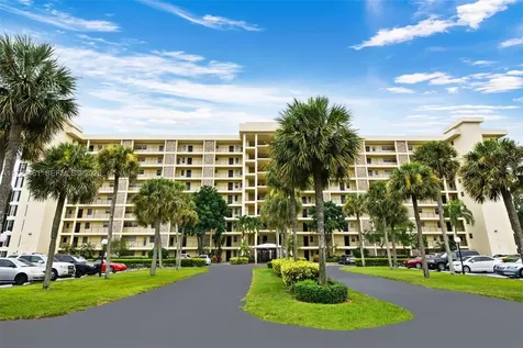 3050 N Palm Aire Drive Pompano Beach FL 33069