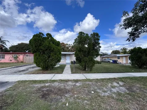 1023 NW 14th Street Fort Lauderdale FL 33311