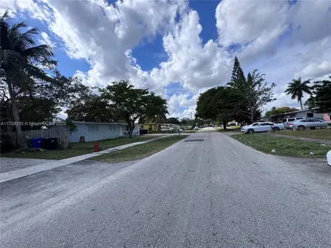 1023 NW 14th Street Fort Lauderdale FL 33311