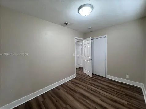 1023 NW 14th Street Fort Lauderdale FL 33311