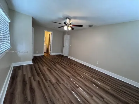 1023 NW 14th Street Fort Lauderdale FL 33311