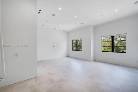 11001 SW 74th Avenue Pinecrest FL 33156