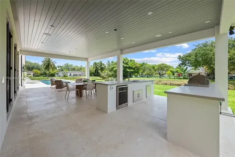 11001 SW 74th Avenue Pinecrest FL 33156