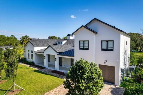 11001 SW 74th Avenue Pinecrest FL 33156