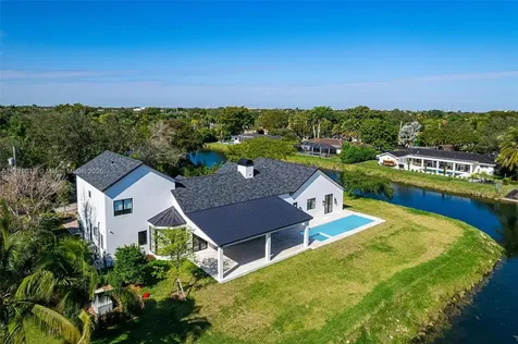 11001 SW 74th Avenue Pinecrest FL 33156