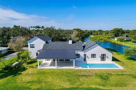 11001 SW 74th Avenue Pinecrest FL 33156