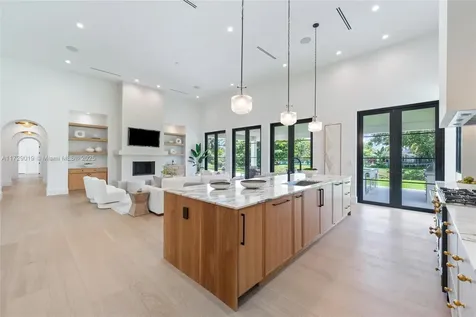 11001 SW 74th Avenue Pinecrest FL 33156