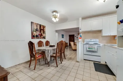 2911 SW 27 Street Miami FL 33133