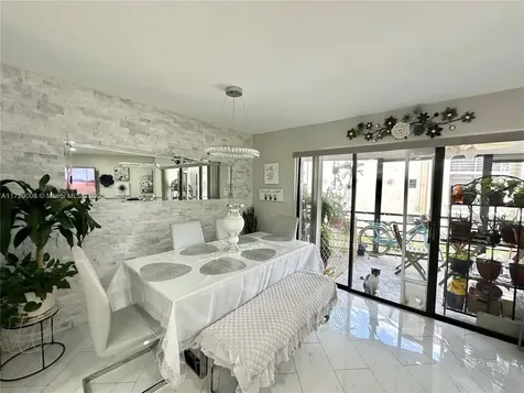 6655 W Broward Boulevard Plantation FL 33317