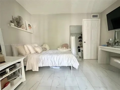 6655 W Broward Boulevard Plantation FL 33317