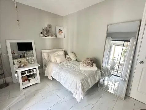 6655 W Broward Boulevard Plantation FL 33317