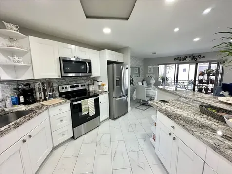 6655 W Broward Boulevard Plantation FL 33317