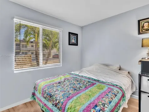 3621-3641 NE 11th Avenue Oakland Park FL 33334