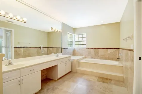 13850 SW 153rd Place Miami FL 33196