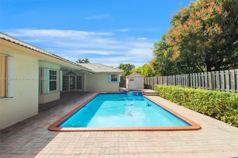 13850 SW 153rd Place Miami FL 33196