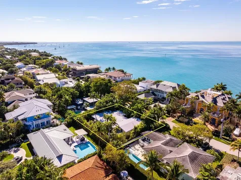 669 S Mashta Drive Key Biscayne FL 33149