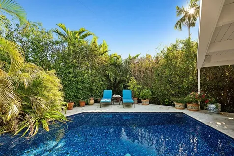 669 S Mashta Drive Key Biscayne FL 33149