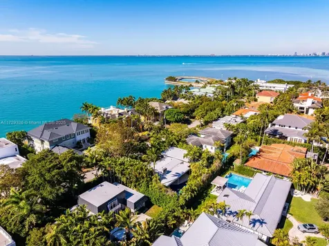 669 S Mashta Drive Key Biscayne FL 33149