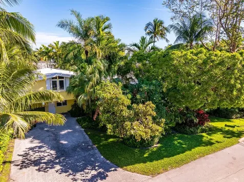 669 S Mashta Drive Key Biscayne FL 33149