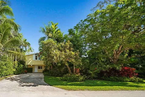 669 S Mashta Drive Key Biscayne FL 33149