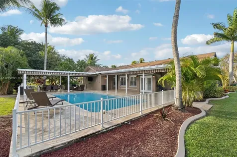 11680 NW 4th Street Plantation FL 33325