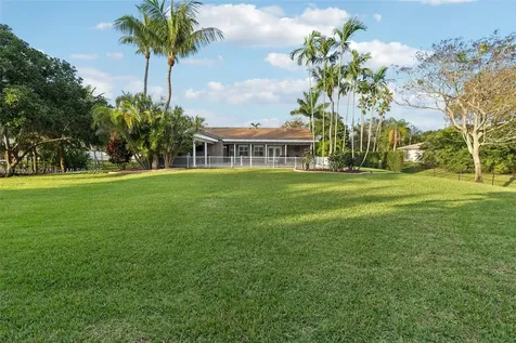 11680 NW 4th Street Plantation FL 33325