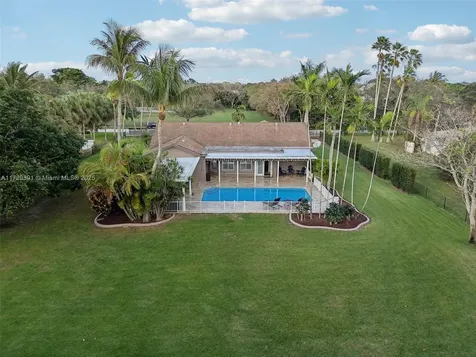 11680 NW 4th Street Plantation FL 33325
