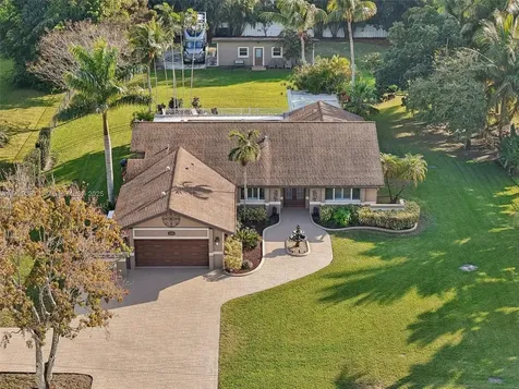 11680 NW 4th Street Plantation FL 33325