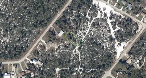 1066 Hughes Avenue Lake Placid FL 33852