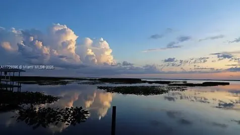 1066 Hughes Avenue Lake Placid FL 33852