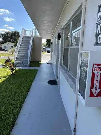 6101 Garfield Street Hollywood FL 33024