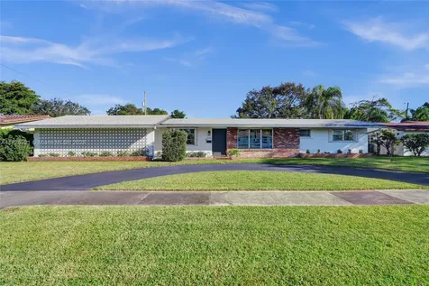 319 N Crescent Drive Hollywood FL 33021