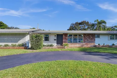 319 N Crescent Drive Hollywood FL 33021