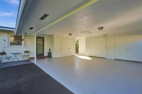 319 N Crescent Drive Hollywood FL 33021