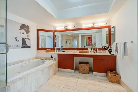 21205 Yacht Club Drive Aventura FL 33180
