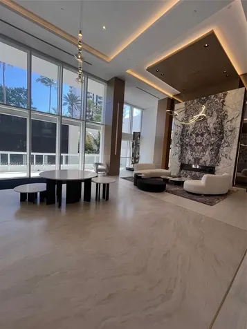 21205 Yacht Club Drive Aventura FL 33180