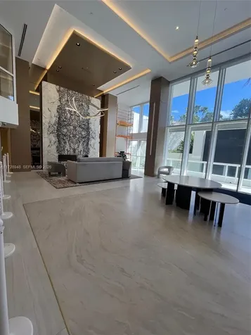 21205 Yacht Club Drive Aventura FL 33180