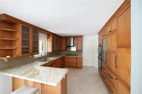 10302 SW 119th Street Miami FL 33176