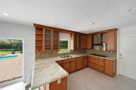 10302 SW 119th Street Miami FL 33176