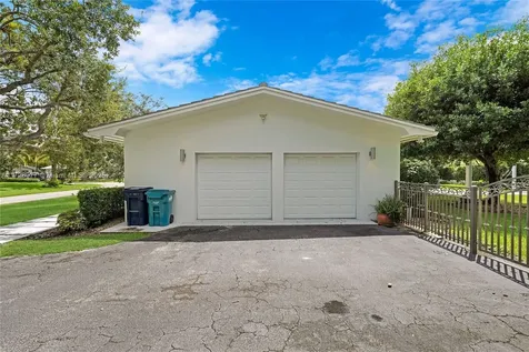 10302 SW 119th Street Miami FL 33176