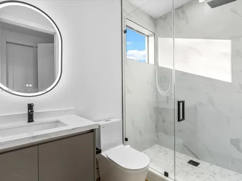 2285 SW 17th Terrace Miami FL 33145