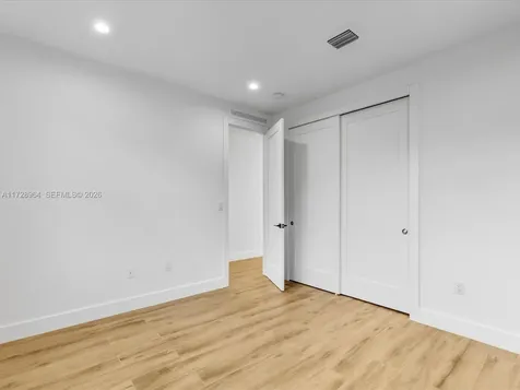 2285 SW 17th Terrace Miami FL 33145